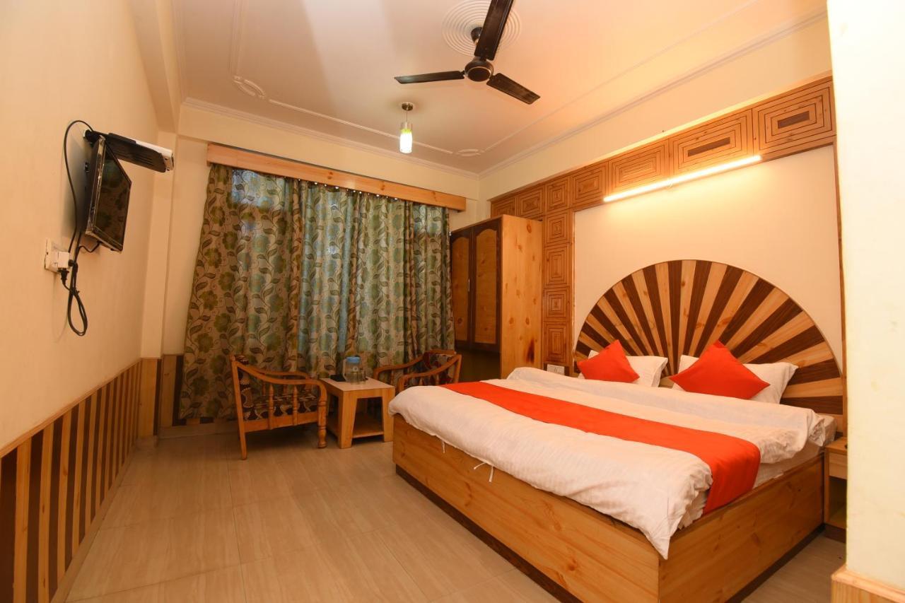 Collection O O 30367 Rr 3* Manali (Himachal Pradesh)